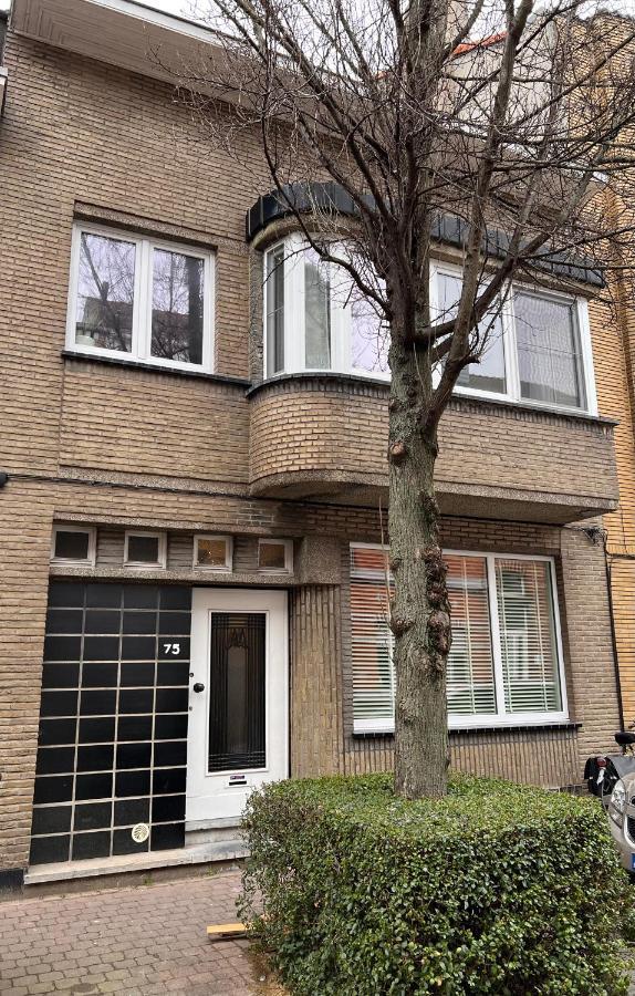 Charmante Art Deco Rijwoning 오스텐드 외부 사진